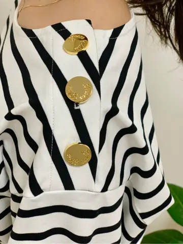 GRACE CONTINENTAL 小笠原　春菜 コーディネート画像