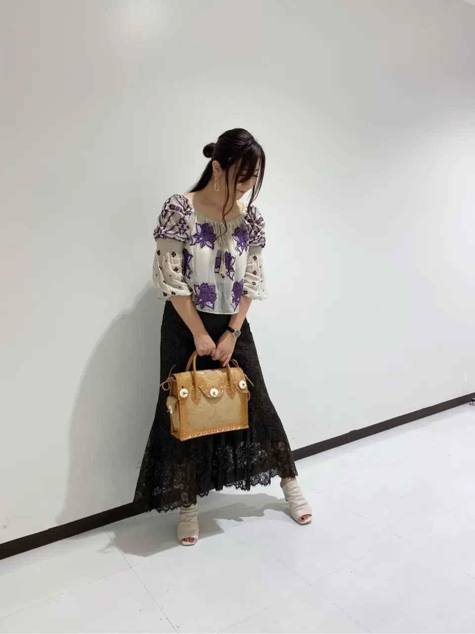 GRACE CONTINENTAL MOMOKO コーディネート画像