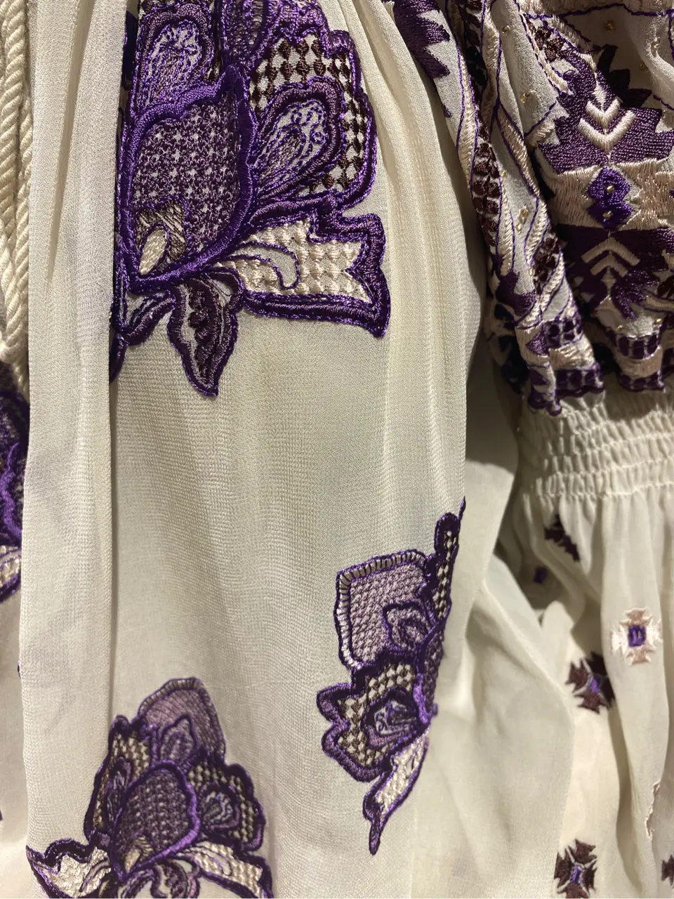 GRACE CONTINENTAL MOMOKO コーディネート画像