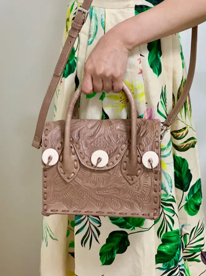 GRACE CONTINENTAL 小笠原　春菜 コーディネート画像