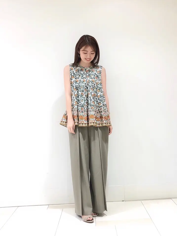 GRACE CONTINENTAL minami コーディネート画像