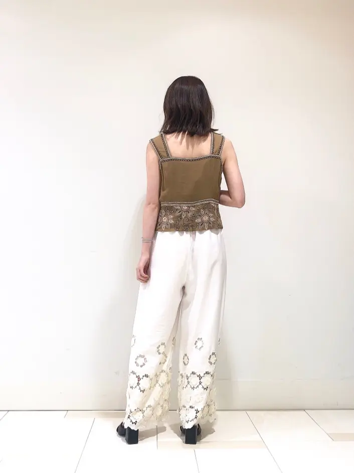 GRACE CONTINENTAL minami コーディネート画像