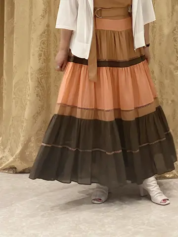 GRACE CONTINENTAL MOMOKO コーディネート画像