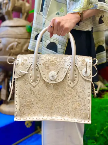 GRACE CONTINENTAL 小笠原　春菜 コーディネート画像