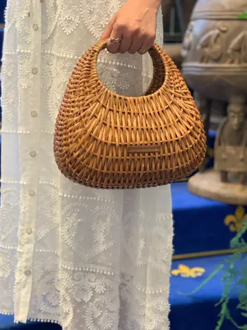 GRACE CONTINENTAL 小笠原　春菜 コーディネート画像