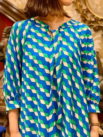 GRACE CONTINENTAL 小笠原　春菜 コーディネート画像