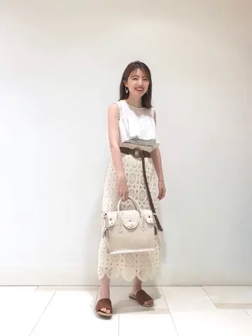 GRACE CONTINENTAL minami コーディネート画像