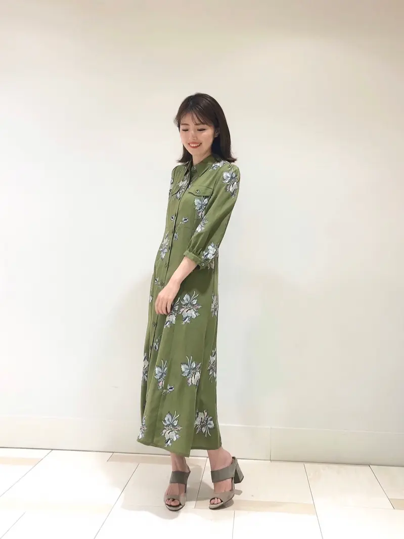 GRACE CONTINENTAL minami コーディネート画像