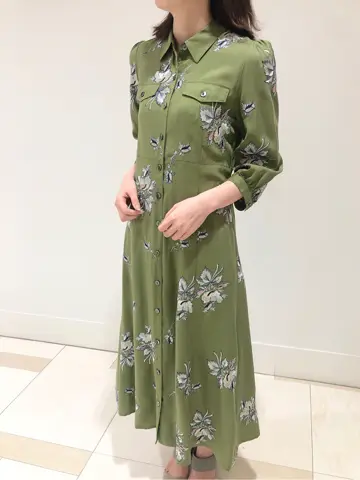 GRACE CONTINENTAL minami コーディネート画像