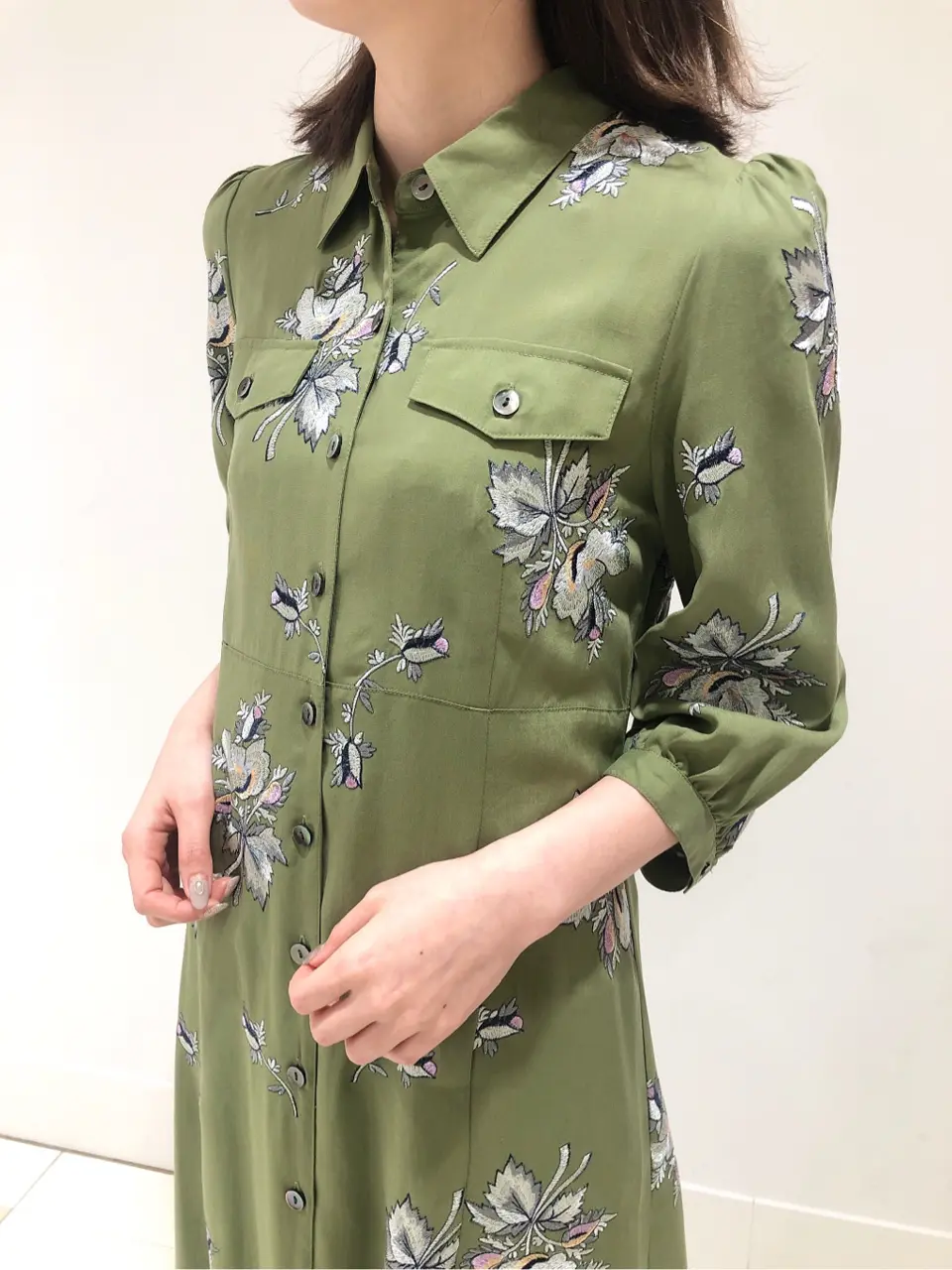 GRACE CONTINENTAL minami コーディネート画像