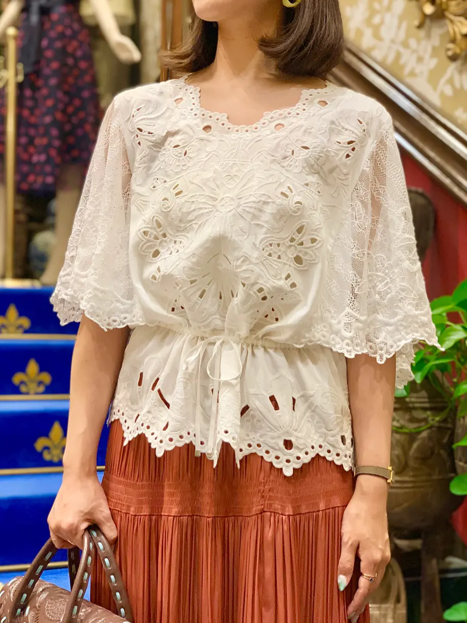 GRACE CONTINENTAL 小笠原　春菜 コーディネート画像