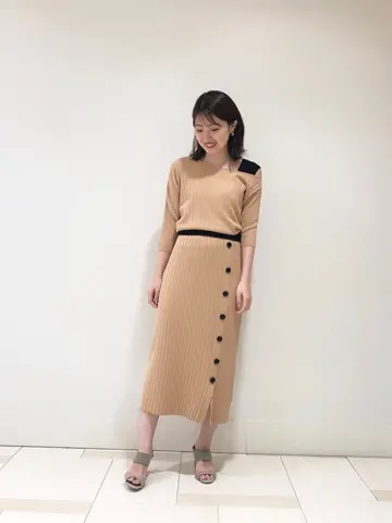 GRACE CONTINENTAL minami コーディネート画像