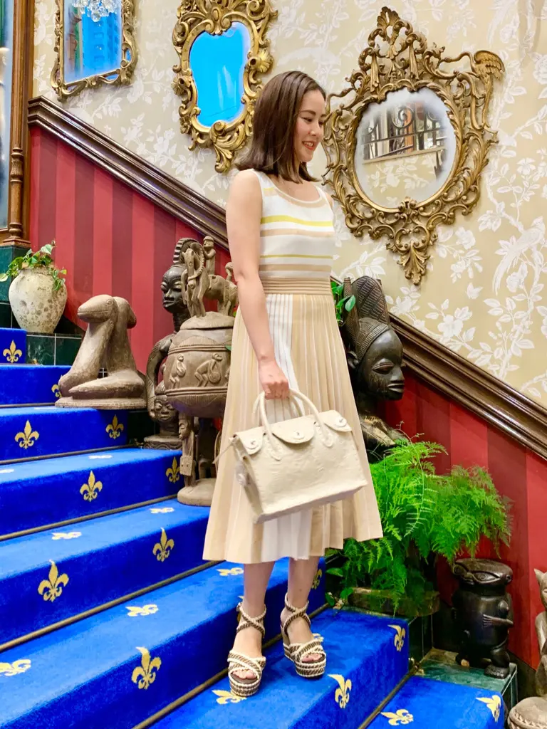 GRACE CONTINENTAL 小笠原　春菜 コーディネート画像