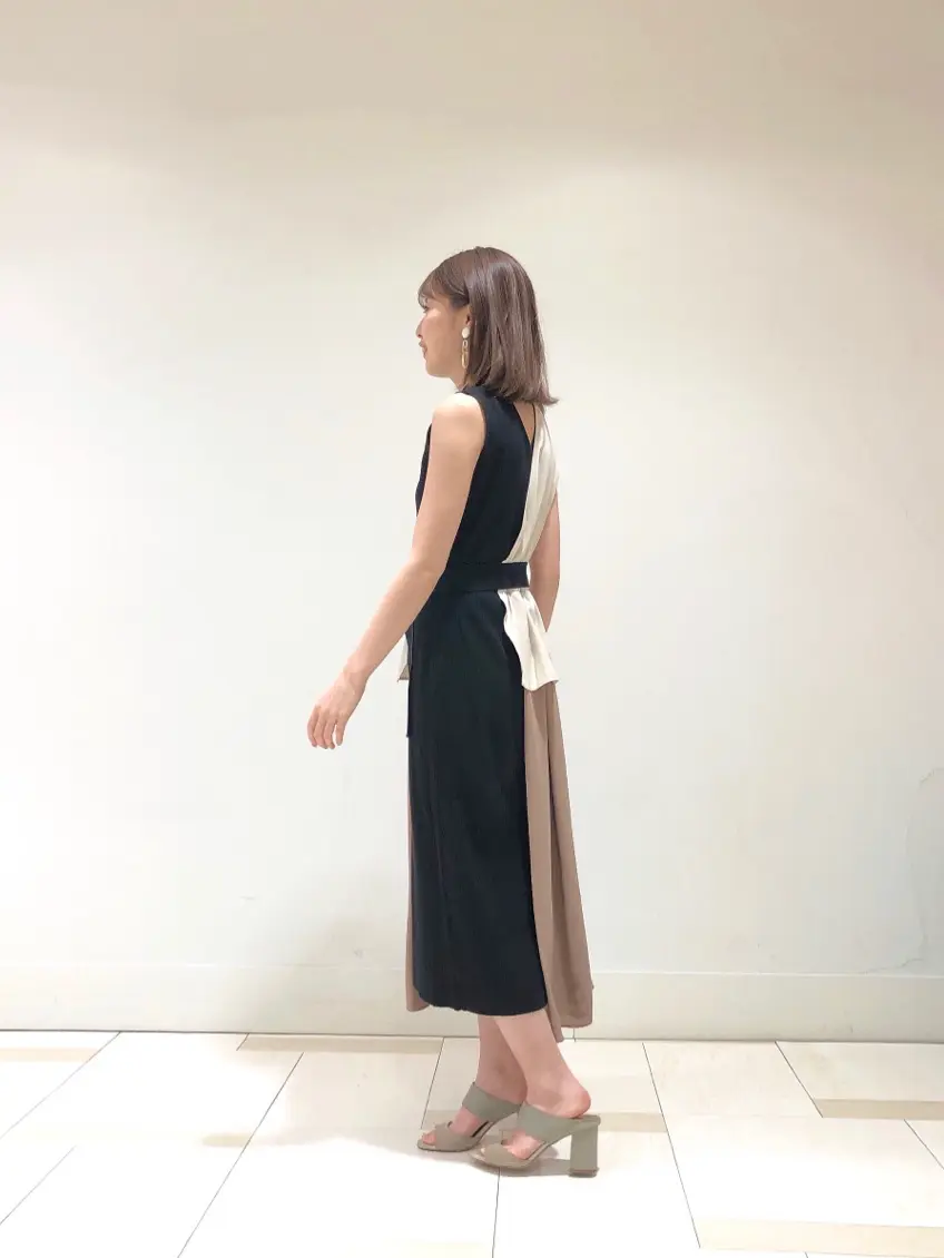 GRACE CONTINENTAL minami コーディネート画像