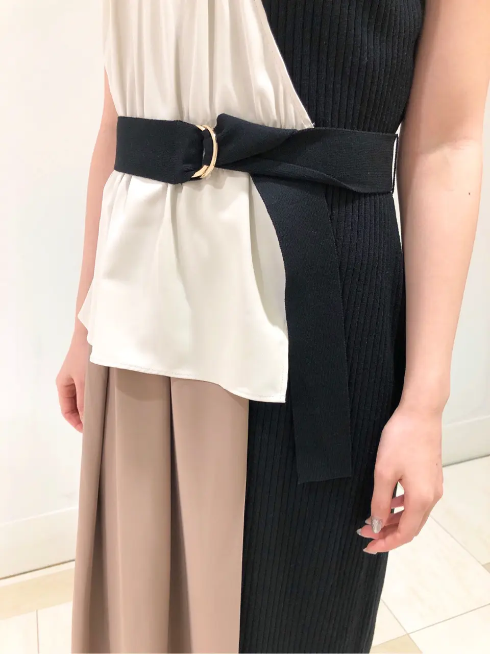 GRACE CONTINENTAL minami コーディネート画像