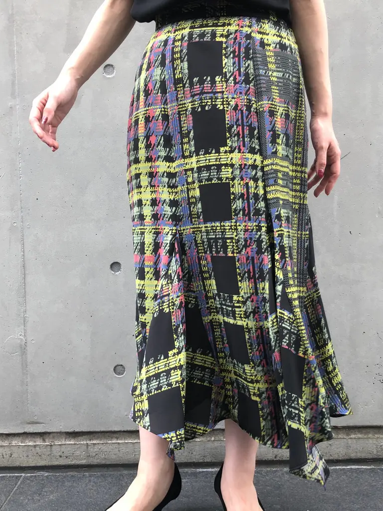 GRACE CONTINENTAL 青木育日 コーディネート画像