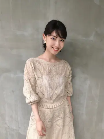 GRACE CONTINENTAL 青木育日 コーディネート画像