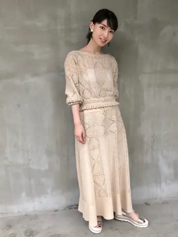 GRACE CONTINENTAL 青木育日 コーディネート画像