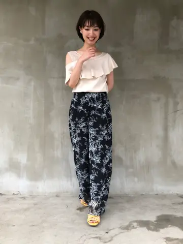 GRACE CONTINENTAL 青木育日 コーディネート画像