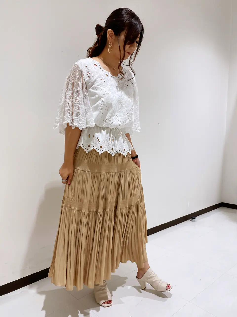 GRACE CONTINENTAL MOMOKO コーディネート画像