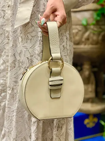 GRACE CONTINENTAL 小笠原　春菜 コーディネート画像