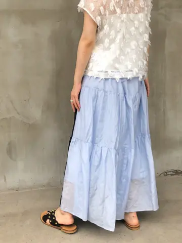 GRACE CONTINENTAL 青木育日 コーディネート画像