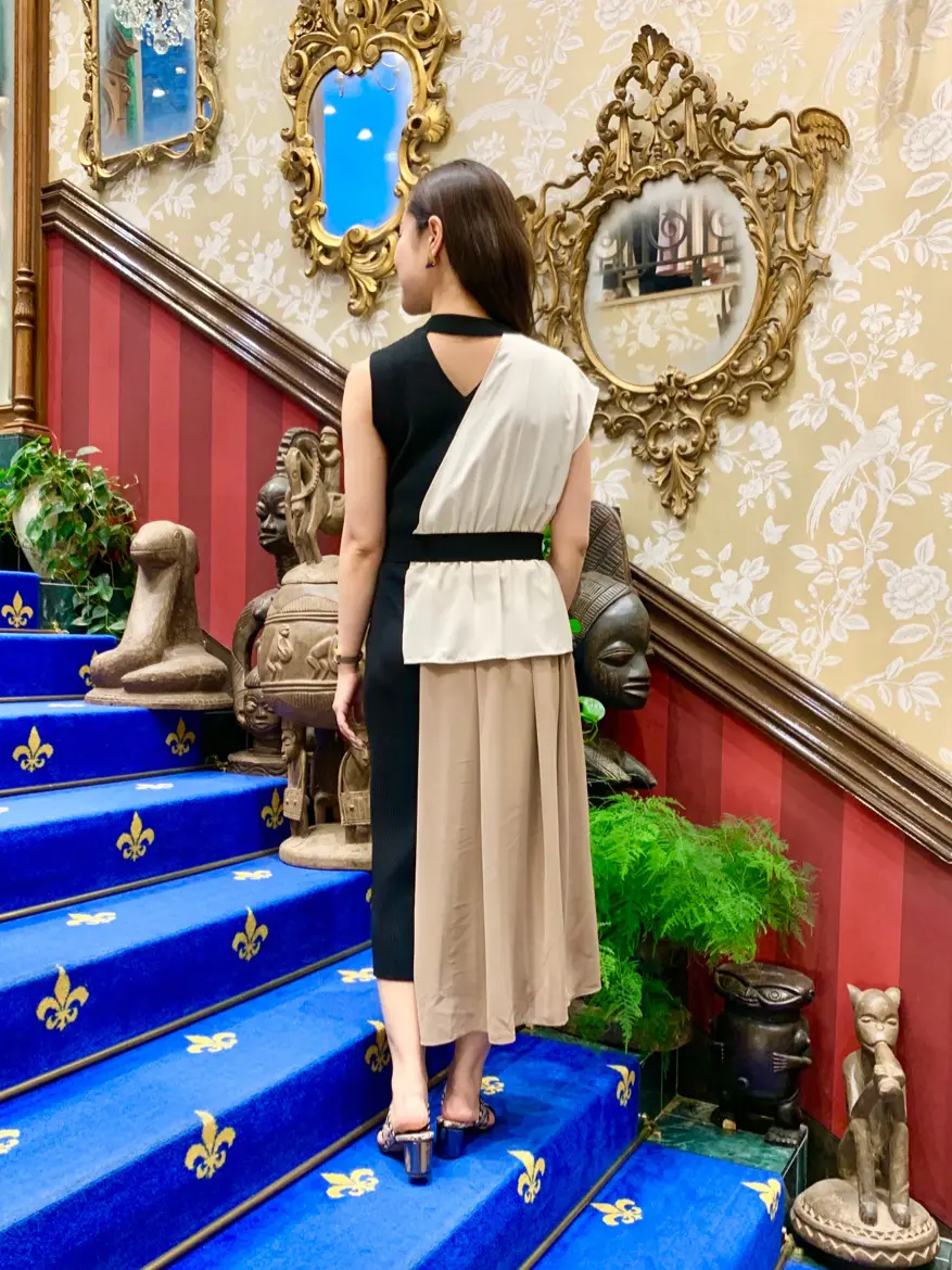 GRACE CONTINENTAL 小笠原　春菜 コーディネート画像