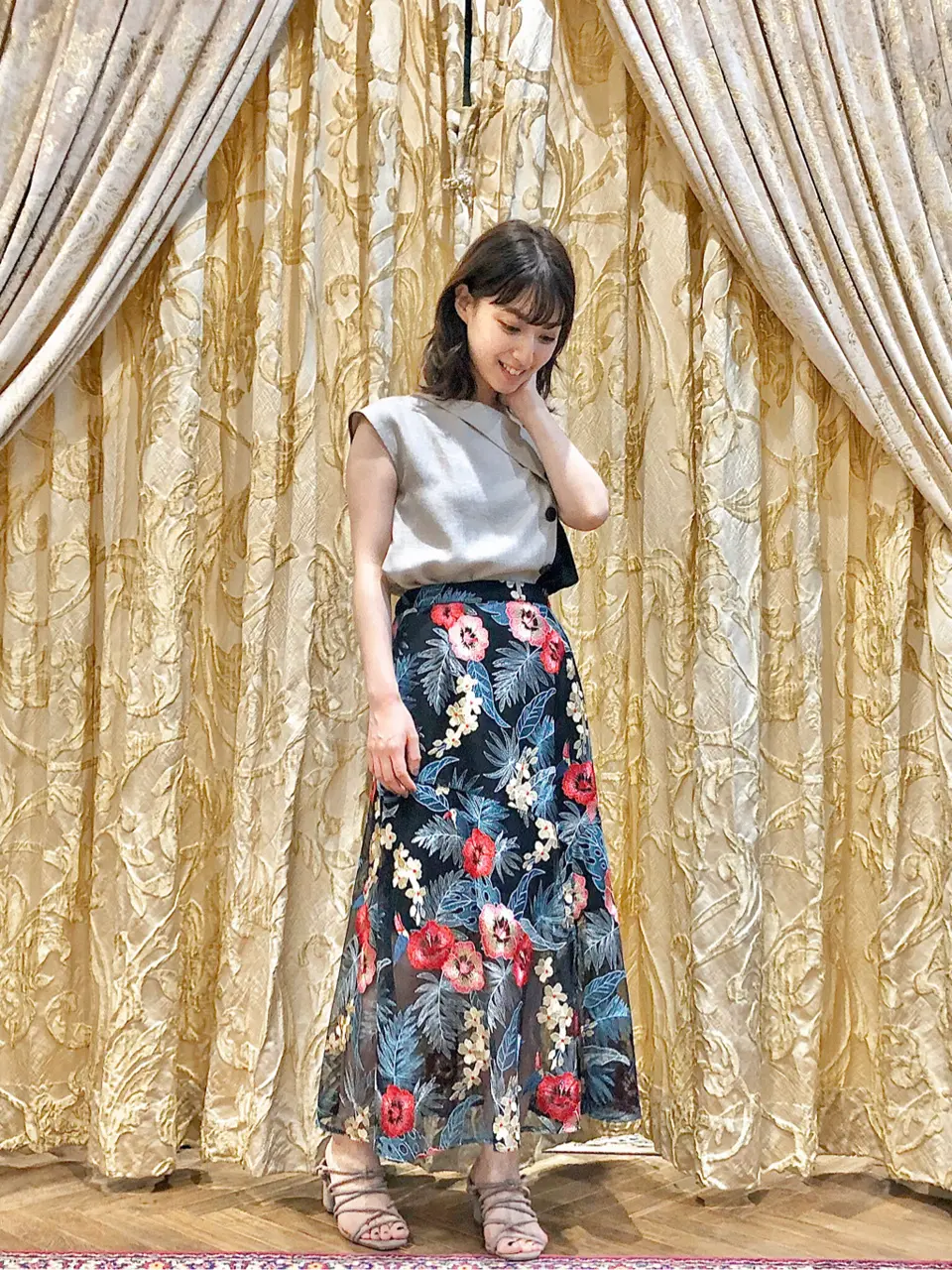 GRACE CONTINENTAL 青木育日 コーディネート画像