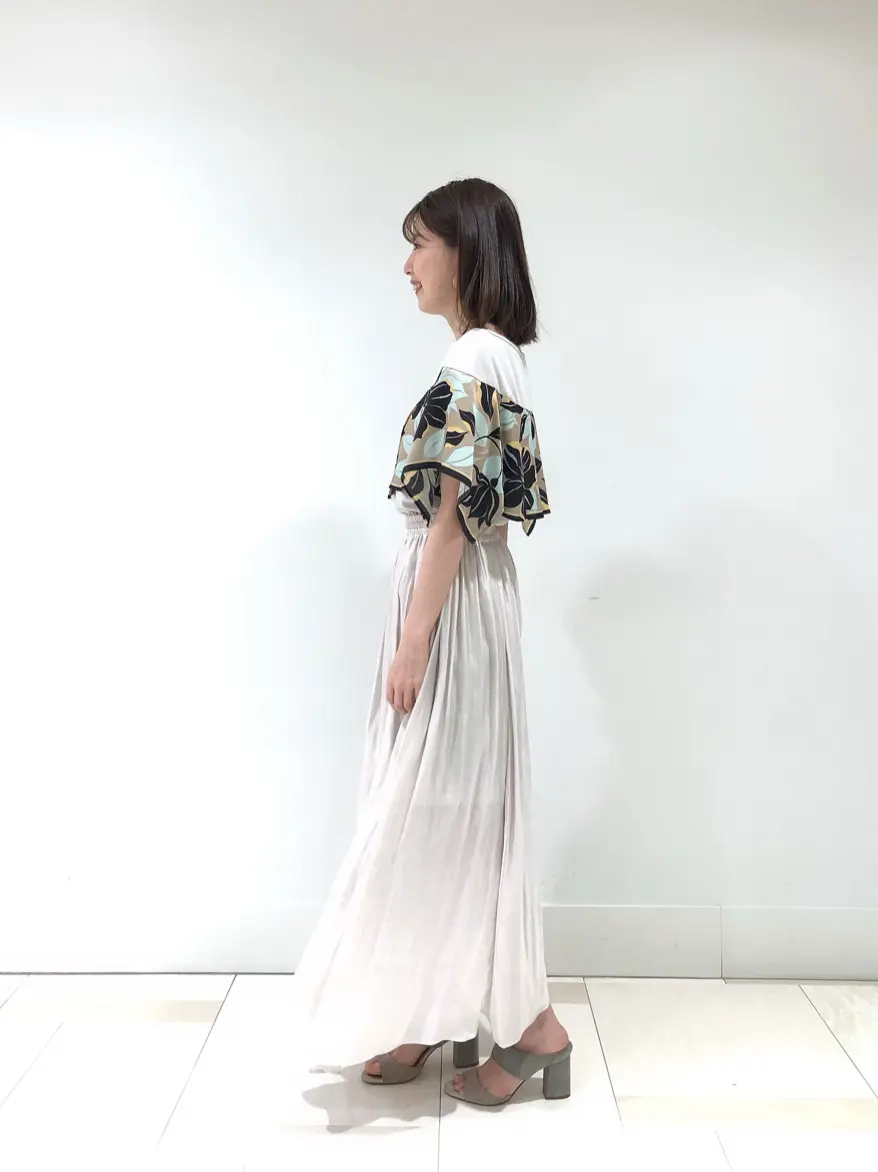 GRACE CONTINENTAL minami コーディネート画像