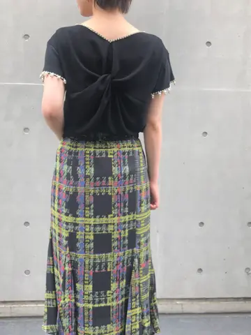 GRACE CONTINENTAL 青木育日 コーディネート画像