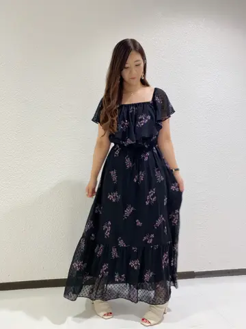 GRACE CONTINENTAL MOMOKO コーディネート画像