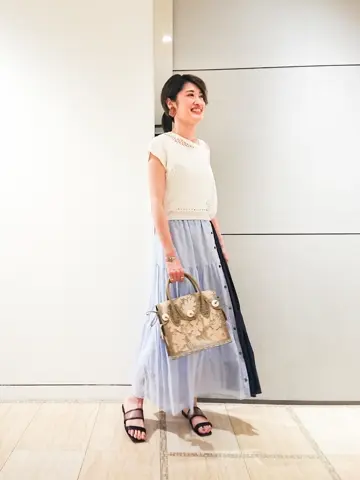 GRACE CONTINENTAL 今野　志保 コーディネート画像