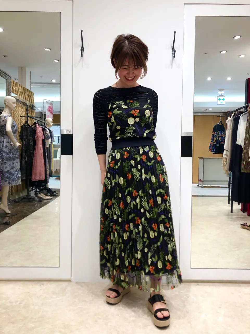 GRACE CONTINENTAL ebata. コーディネート画像