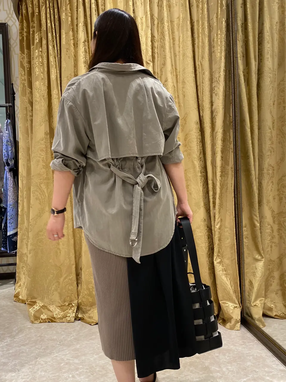 GRACE CONTINENTAL MOMOKO コーディネート画像