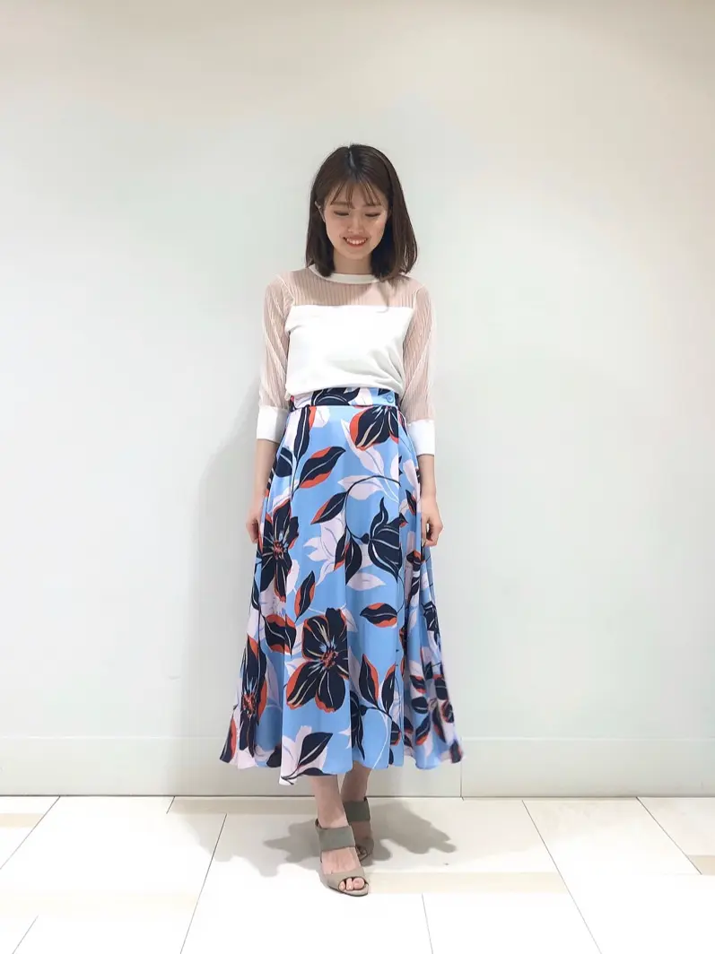 GRACE CONTINENTAL minami コーディネート画像