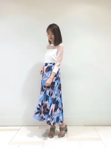 GRACE CONTINENTAL minami コーディネート画像