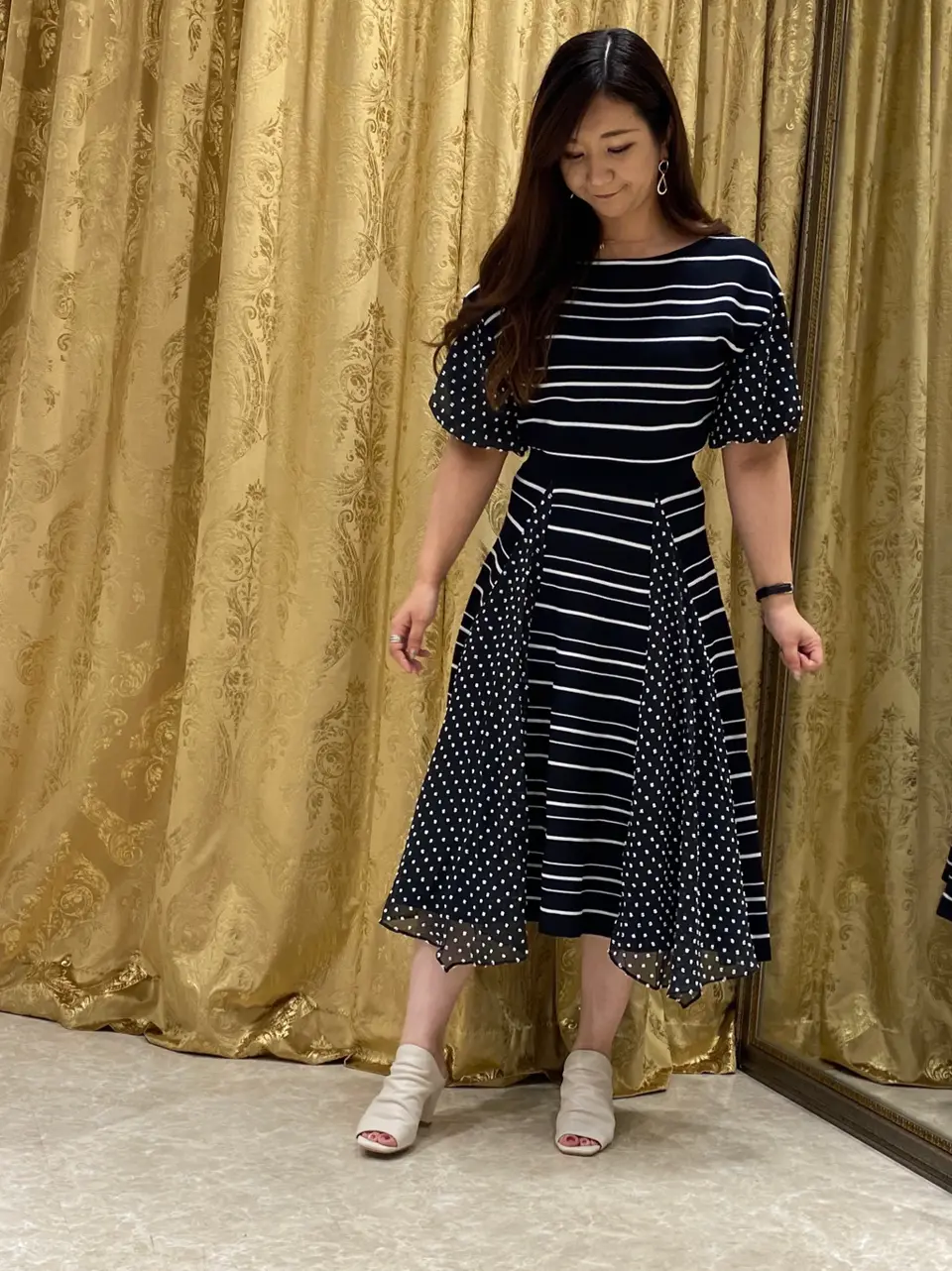 GRACE CONTINENTAL MOMOKO コーディネート画像