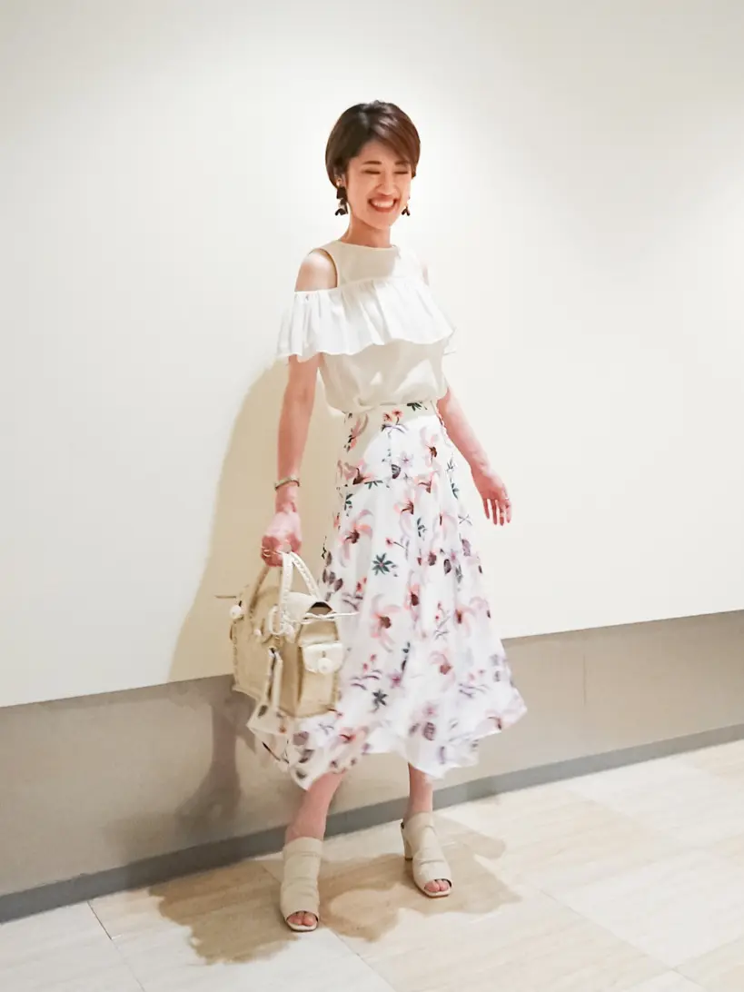 GRACE CONTINENTAL 今野　志保 コーディネート画像