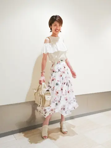 GRACE CONTINENTAL 今野　志保 コーディネート画像