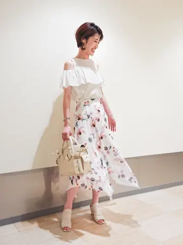 GRACE CONTINENTAL 今野　志保 コーディネート画像