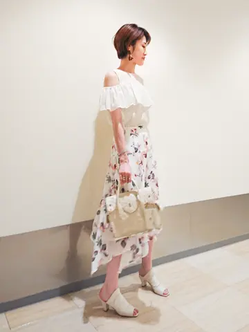 GRACE CONTINENTAL 今野　志保 コーディネート画像