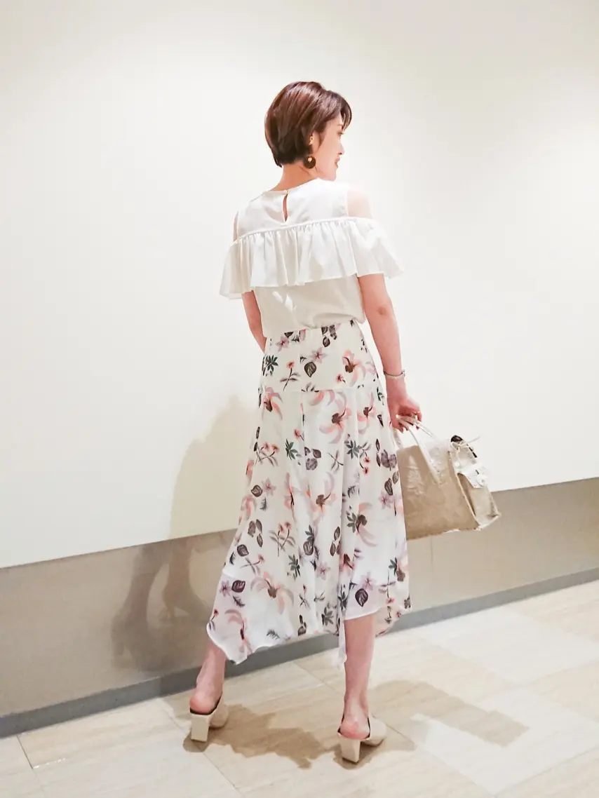 GRACE CONTINENTAL 今野　志保 コーディネート画像