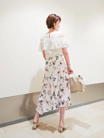 GRACE CONTINENTAL 今野　志保 コーディネート画像