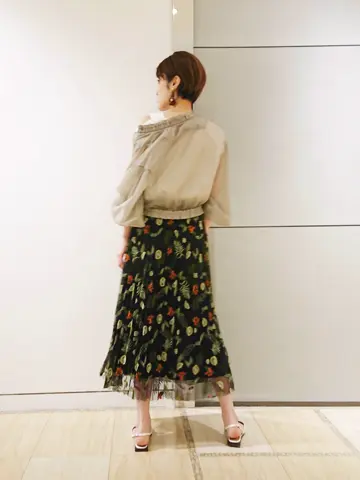 GRACE CONTINENTAL 今野　志保 コーディネート画像