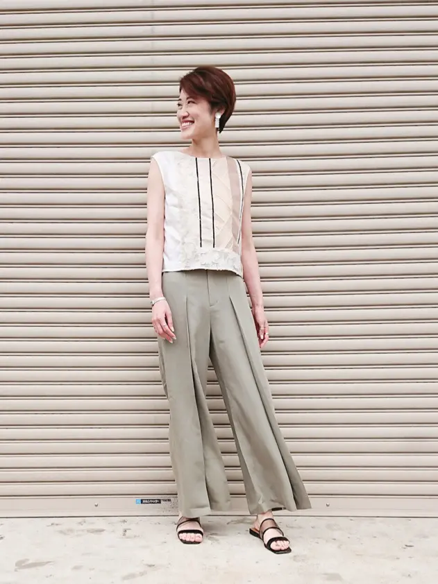 GRACE CONTINENTAL 今野　志保 コーディネート画像