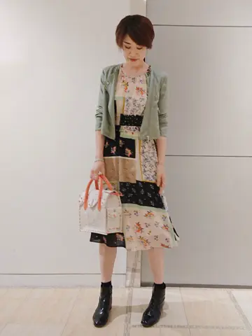 GRACE CONTINENTAL 今野　志保 コーディネート画像