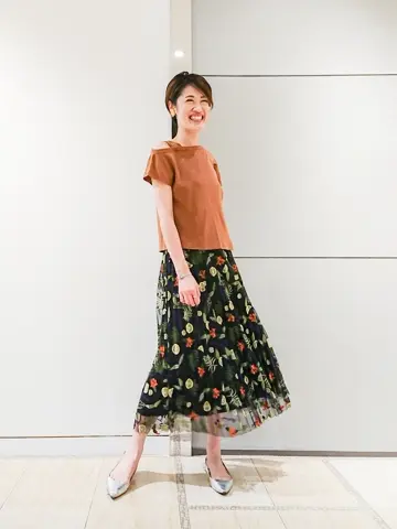 GRACE CONTINENTAL 今野　志保 コーディネート画像