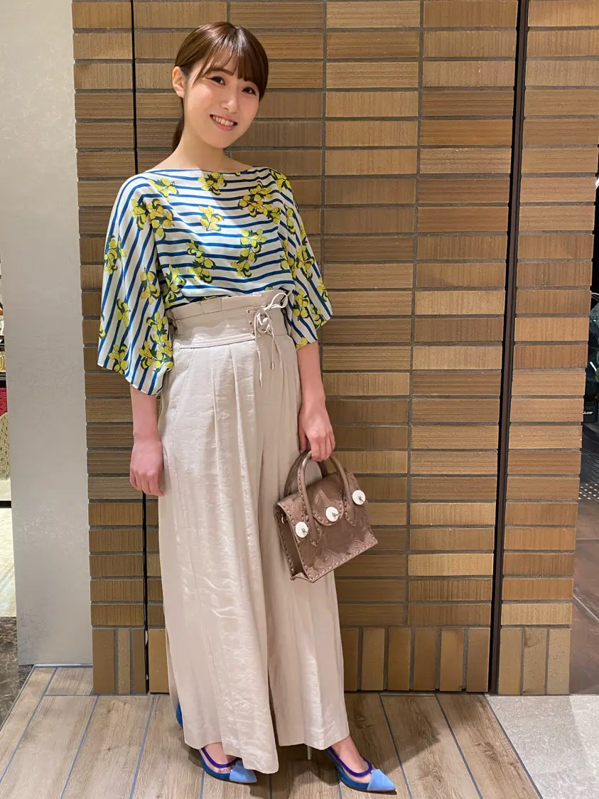 GRACE CONTINENTAL YUKARI  コーディネート画像