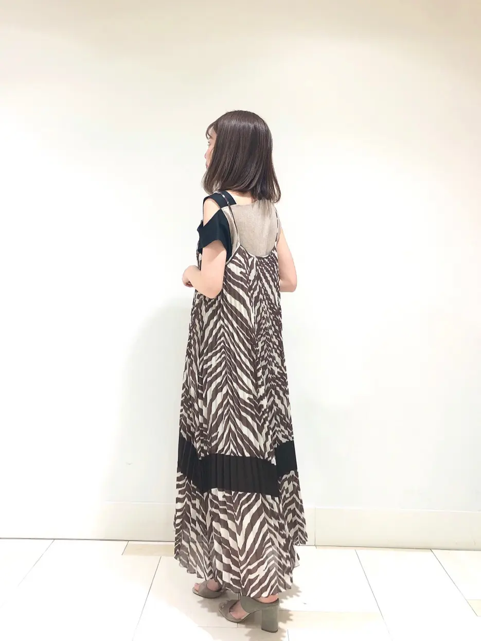 GRACE CONTINENTAL minami コーディネート画像