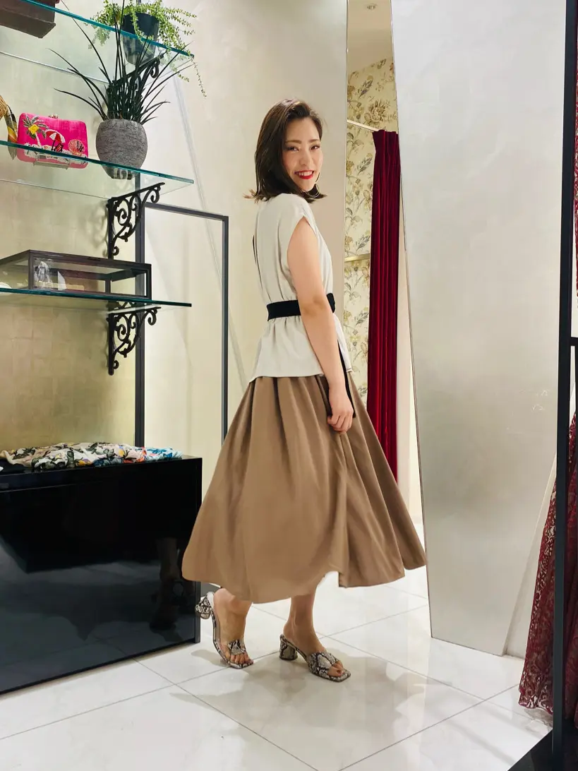 GRACE CONTINENTAL miyata コーディネート画像